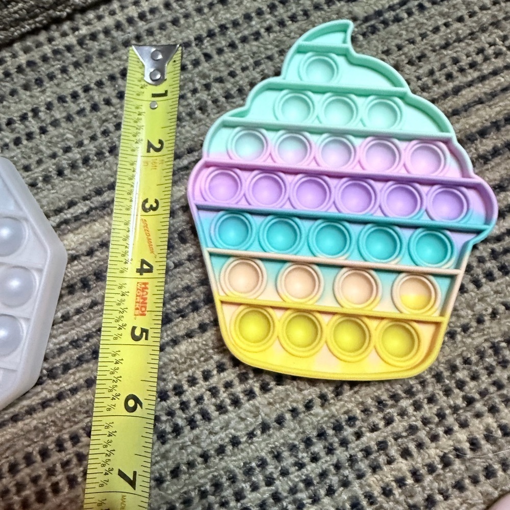 Colorful Pop It Fidget Toy Set 5 cupcake ice cream - Picture 9 of 10